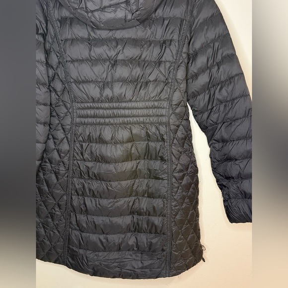 Michael Kors Women's Black Packable Hooded Puffer Jacket - Picture 13 of 16